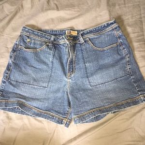 Mid-rise mom jean shorts